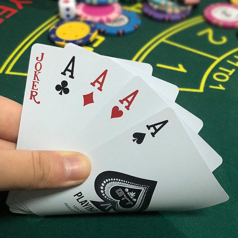 Board Game Viral - 2 adet Poker kartları plastik 100%